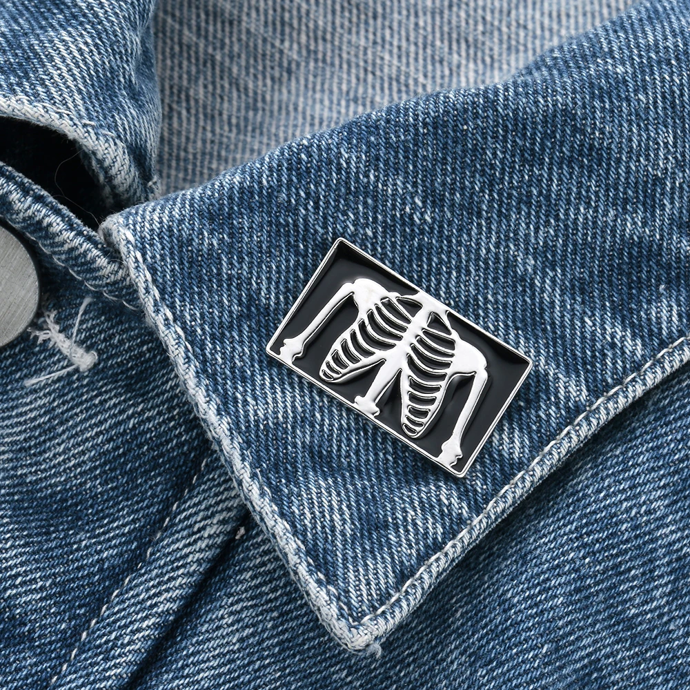 С серебряным покрытием Скелет контактный черной эмалью брошь череп квадратный