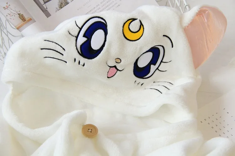2018 New Fashion Warm Sailor Moon Cloak Girls Womens Cotton Anime Cosplay For Halloween |