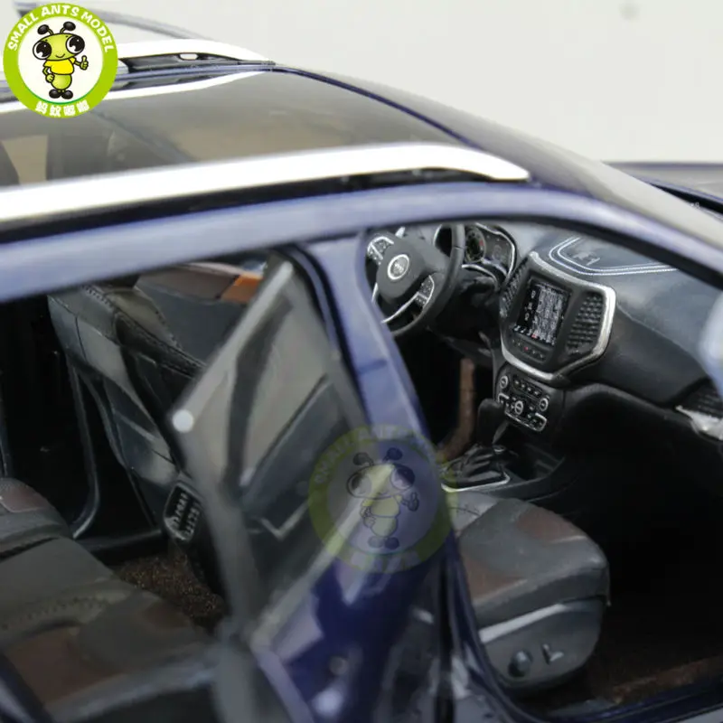 1/18 джип Чероки автомобиль из литого металла модель SUV коллекция подарок синий цвет