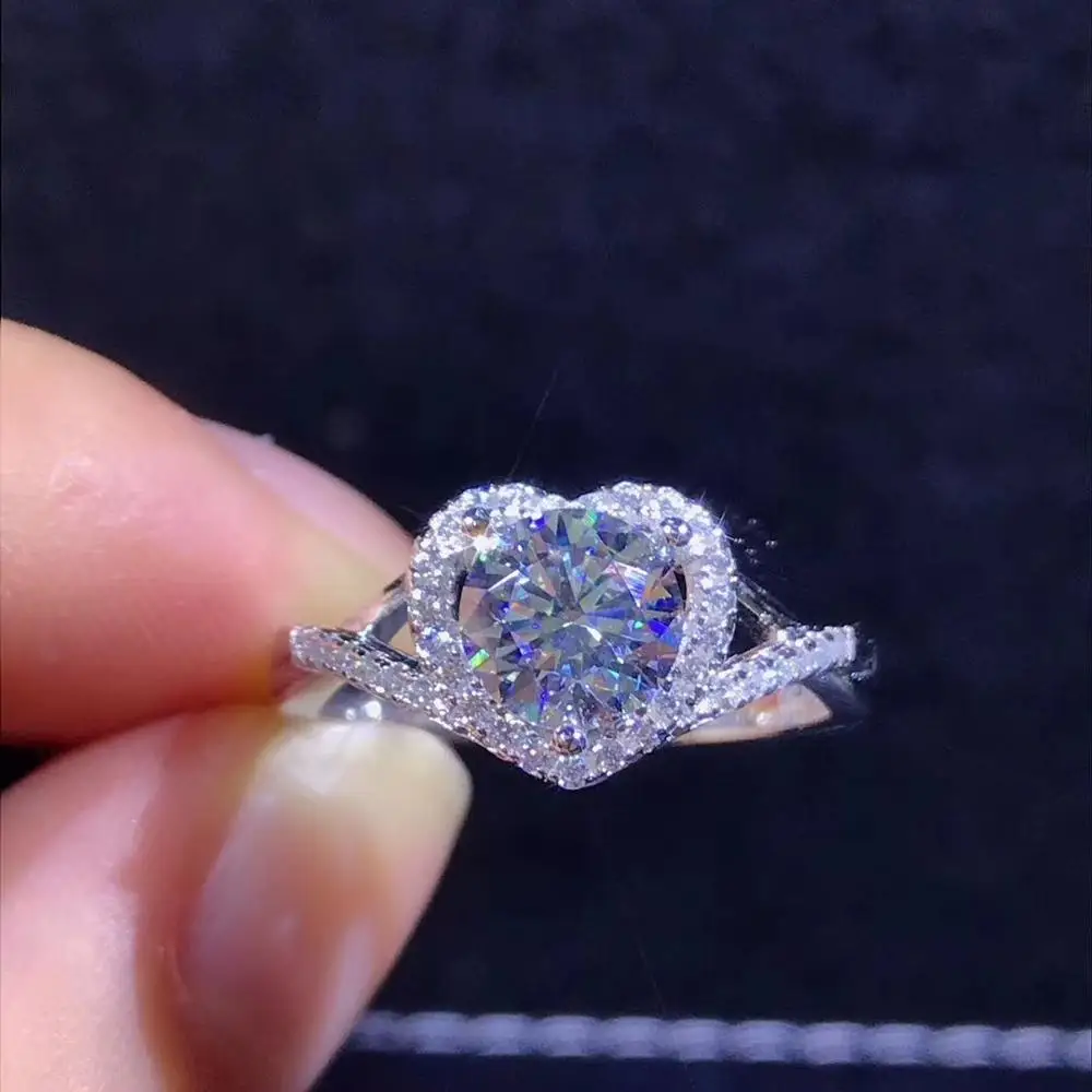 Женское кольцо из серебра с муассанитом 1ct D VVS|Кольца| |