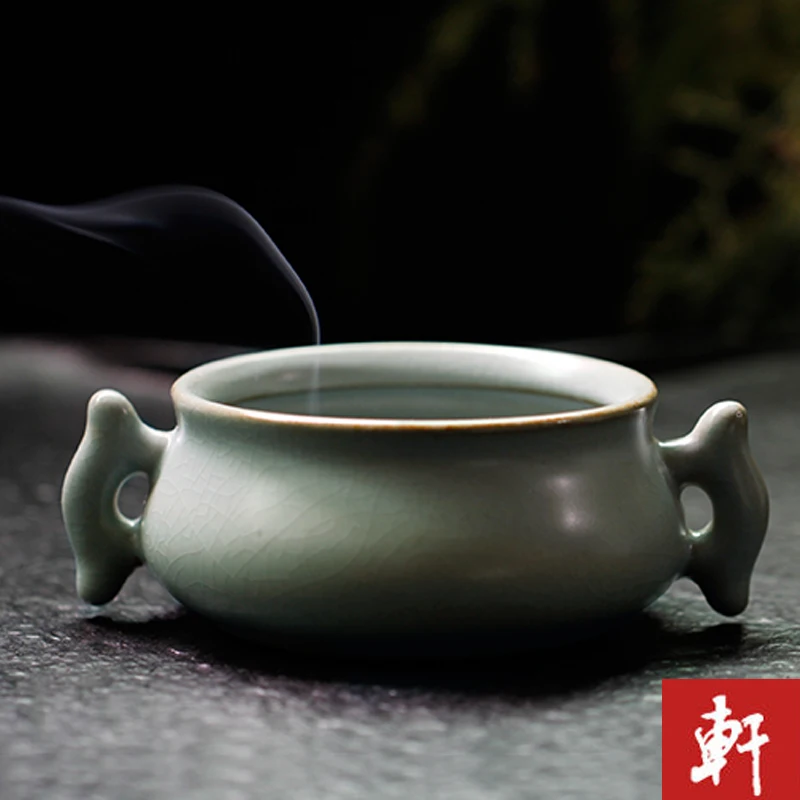 

New ru-master of Longquan celadon ceramics handmade incense burners incense coil brother Yao powder blue ear furnace