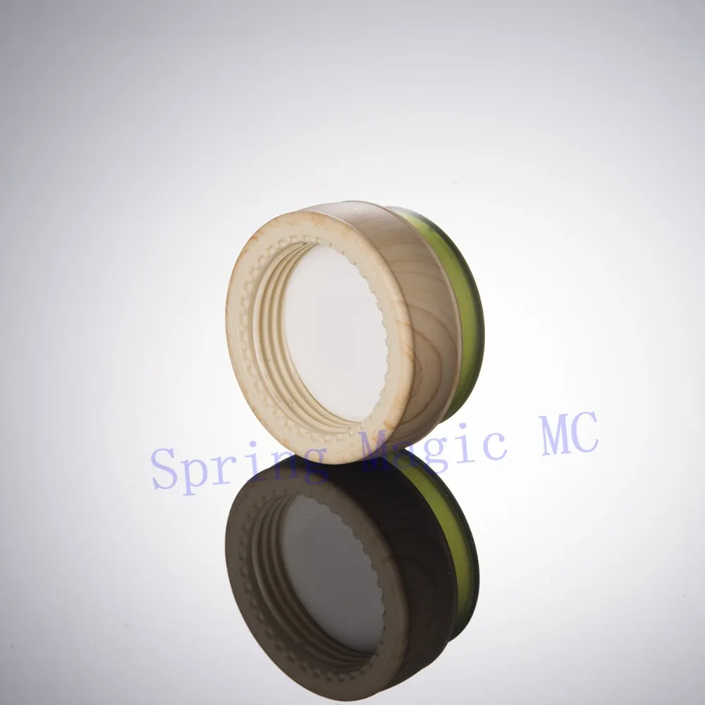 Новинка 50 г зеленая стеклянная бутылка для крема с деревянной кольцевой крышкой