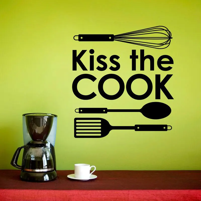 Персонализированная наклейка со слоганом kiss the cook Виниловая для кухонной утвари