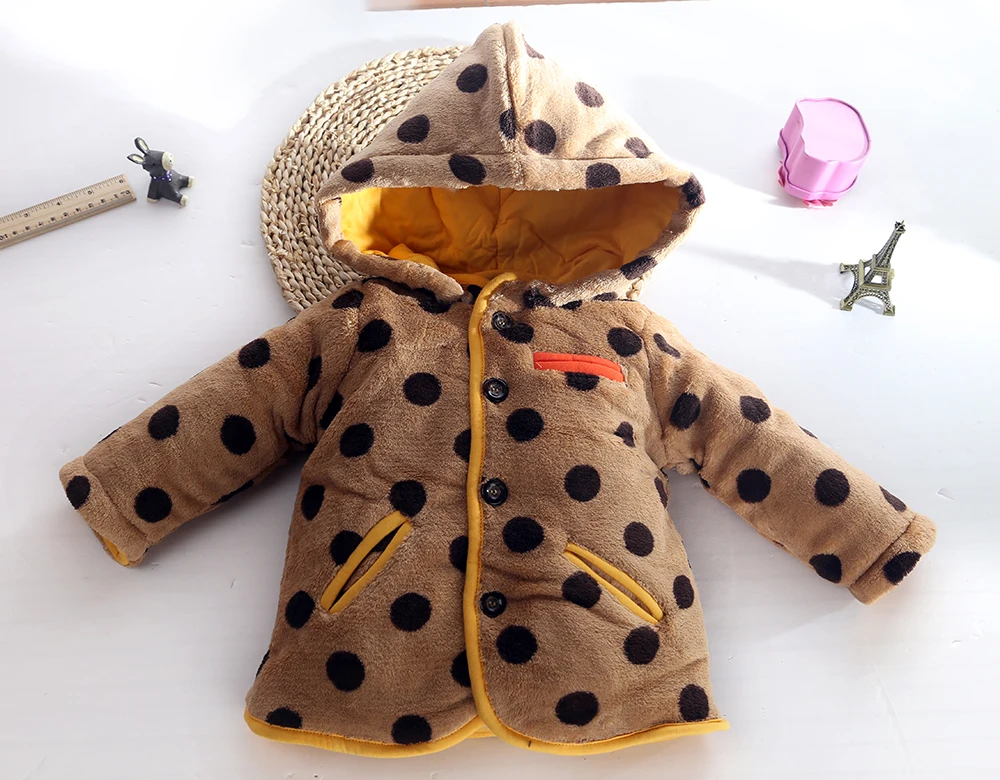 (4 шт./лот) зимнее теплое плотное пальто в горошек для новорожденных верхняя