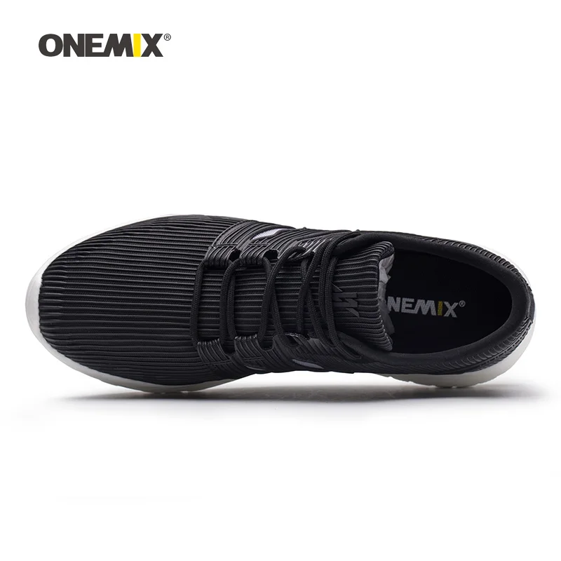 Onemix мужские кроссовки для бега женщин черные дышащие дизайнерские спортивные на