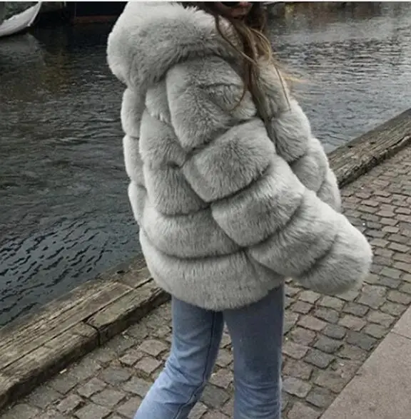 Light grey Пальто из искусственного кроличьего меха, женская зимняя куртка с капюшоном размера плюс, элегантное манто Femme Hiver, Меховая куртка для вечеринки, верхняя одежда - Цвет: Light grey