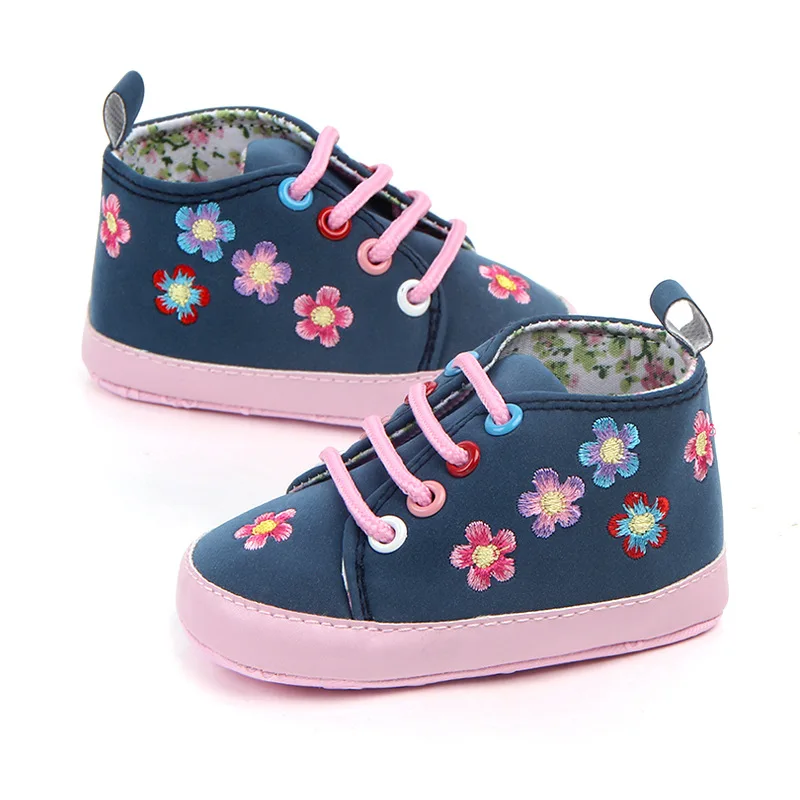 DkDaKanl цветочной вышивкой Babygirl противоскользящая обувь цветок Embroideried для малышей