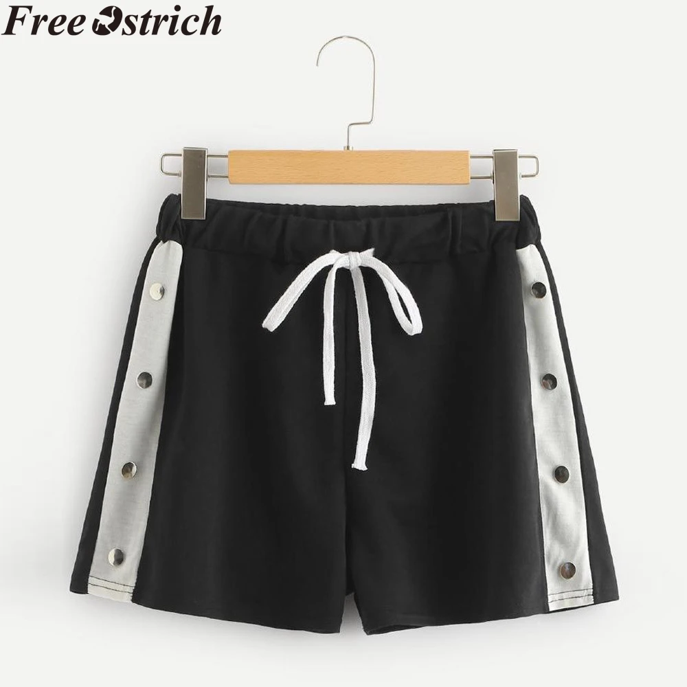 Летние женские свободные шорты сшитые с высокой талией на шнуровке популярные