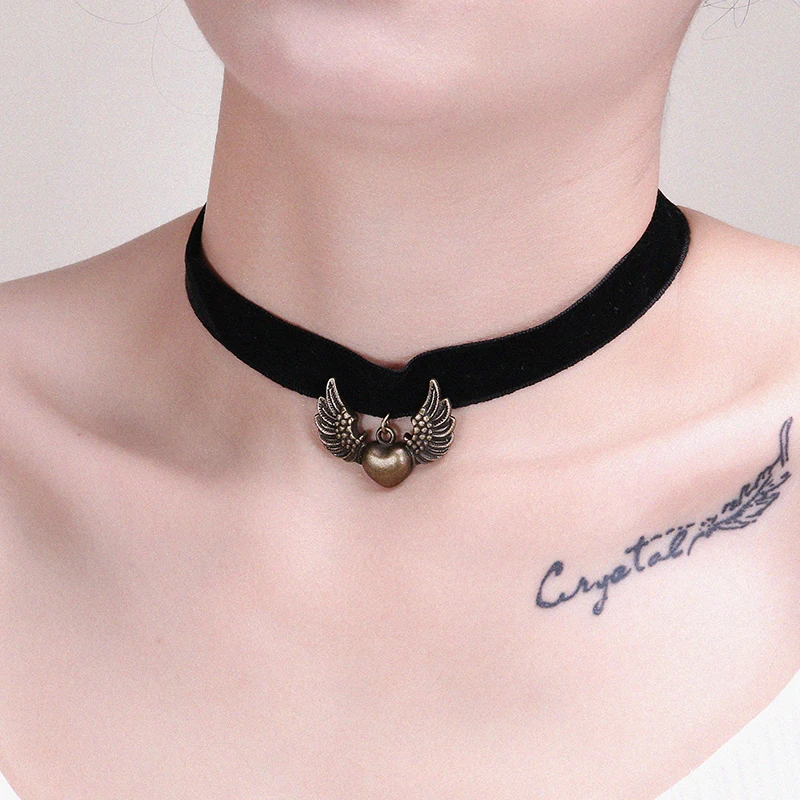 Женский широкий чёрный Бархатный чокер ожерелье ошейник|velvet chocker|heart pendant necklaceneck