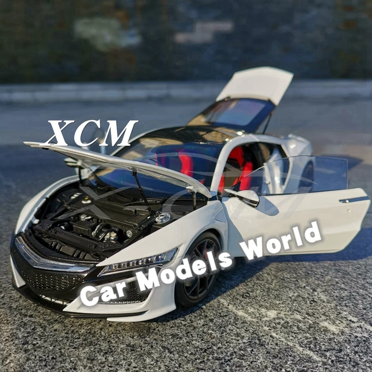 Литая под давлением модель автомобиля для KengFai NSX RHD 1:18(белый)+ маленький подарок