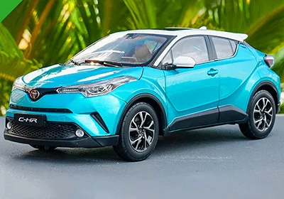 Blue and white 6 цветов 1:18 TOYOTA C-HR модель из цинкового сплава, высококачественная металлическая коллекция и Подарочная модель автомобиля украшения - Цвет: Blue and white