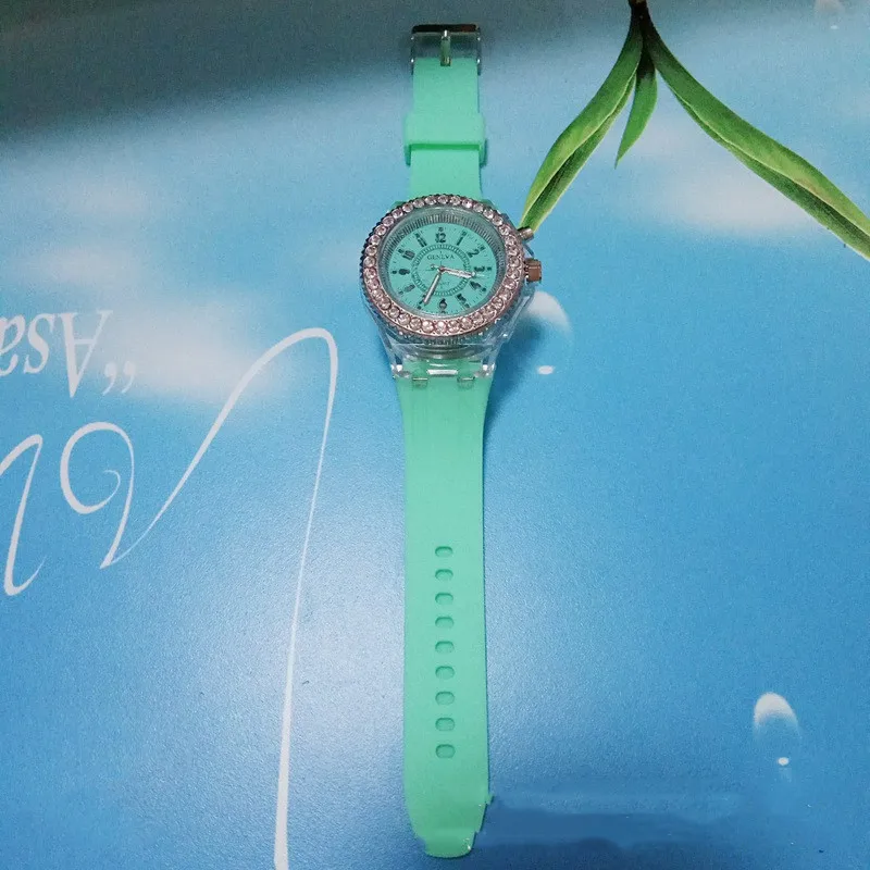 Mint Green Женские часы женские часы парные Led Светящиеся Geneva часы мальчики девочки часы светящиеся ночные Montres люксовый бренд - Цвет: Mint Green