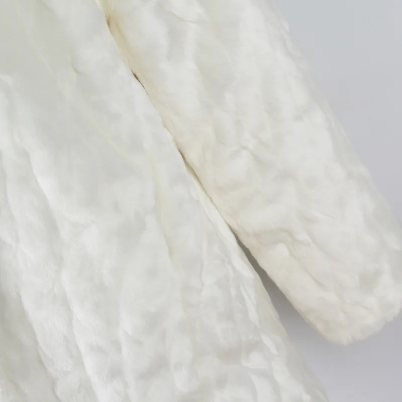 

Vintage Fluffy Faux Fur Coat Women Medium Length Furry Fake Fur Winter Outerwear Beige Coat 2019 Autumn Casual Party Overcoat
