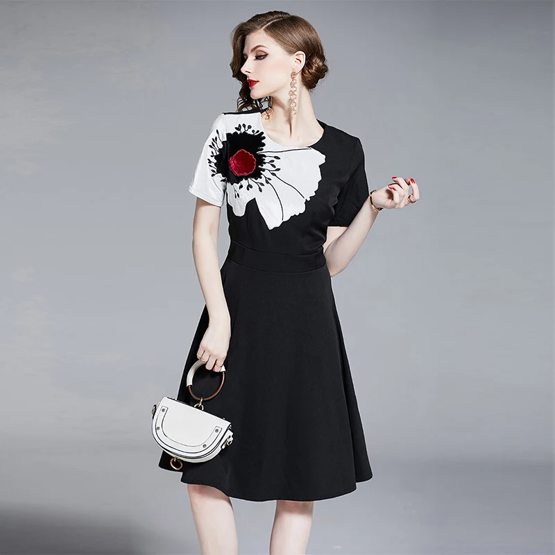 Летом О образным вырезом Вышивка коллаж черный белый цвет платье трапециевидной