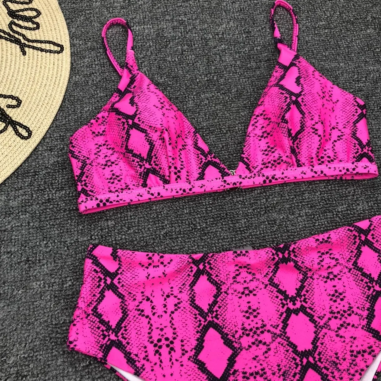 Biquinis Feminino Bikini 2019 Maillot De Bain Femme Swimsuit Sexy Suits Snake Print Bandage Swimwear Bathing Suit Women Bikinis |