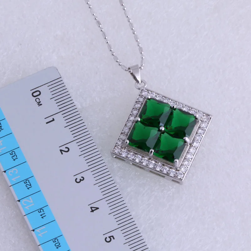 Женский ювелирный комплект из искусственного циркония серебряного цвета