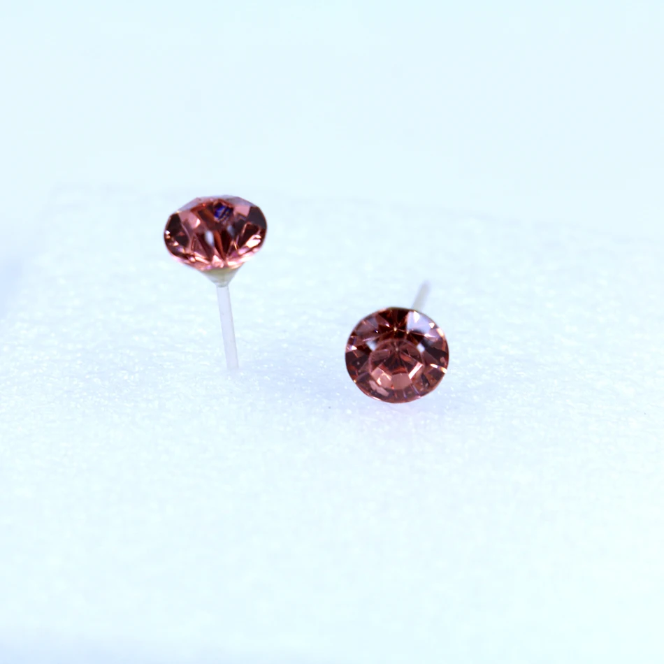 Бесплатная доставка Дешевые 8 мм Сияющий AA Стразы Пластик Палка Серьги Смола