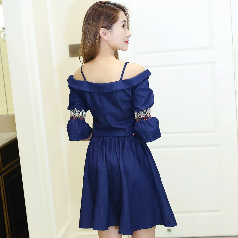 

A Woman Denim Clothing Set Splicing Horn Sleeve Top Slash Neck Pleated Skirt Two-Piece Cowboy Outfit Casual Clothes Vestidos SML