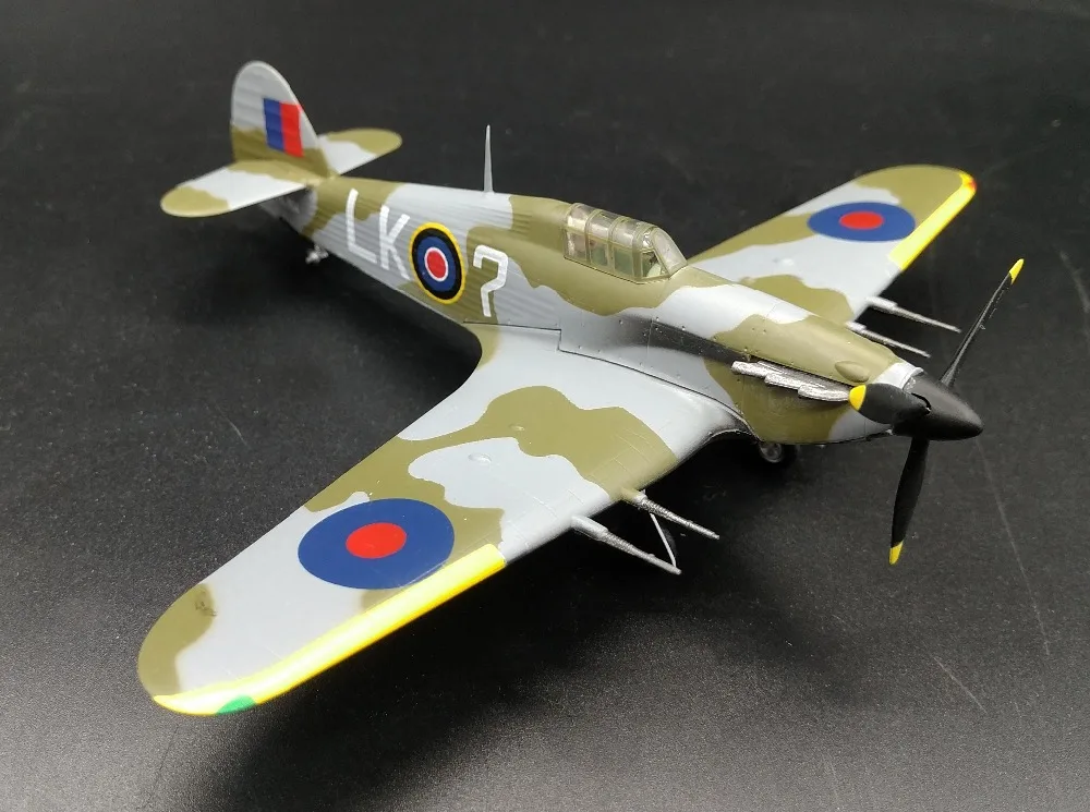 1: 72 Мировой ураган модель бойца из Великобритании 87 эскадрилья 1942 Коллекционная