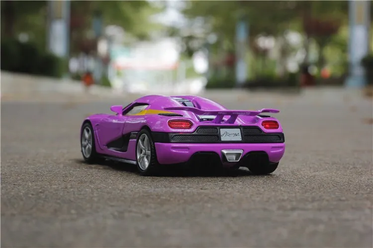 ZXZ 1:32,, Koenigsegg, модель суперавтомобиля из сплава, литая под давлением, игрушечная электронная машина, классические детские игрушки