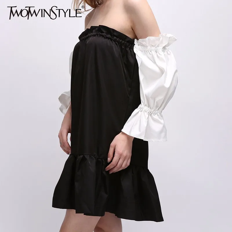 Женское мини платье TWOTWINSTYLE летнее с оборками открытыми плечами расклешенными