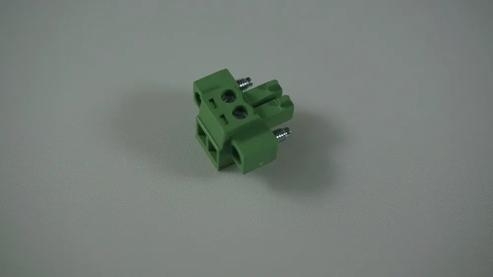 

1000pcs Pluggable terminal block 3.81mm plug 2 poles solder through hole green Tin plated cross 20020111-D021A01LF