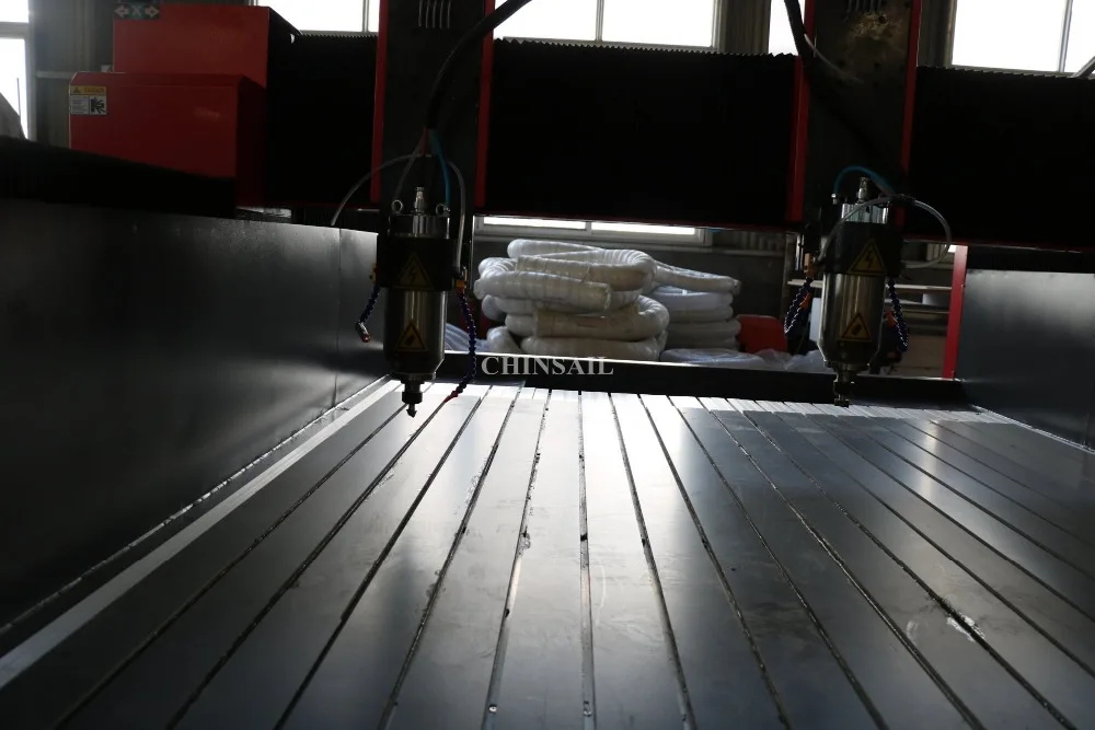 Т-образный стол экономическая цена 1325 3d cnc маршрутизатор камень/cnc гравировальный