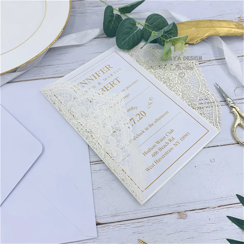 Luxury Pearl Ivory Laser Cut Wedding Invitation With Glitter Gold Belly band Customized Insert | Дом и сад