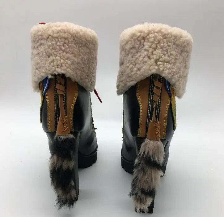 Новейшая модель зимних женских меховых ботинок на высокой платформе и массивном