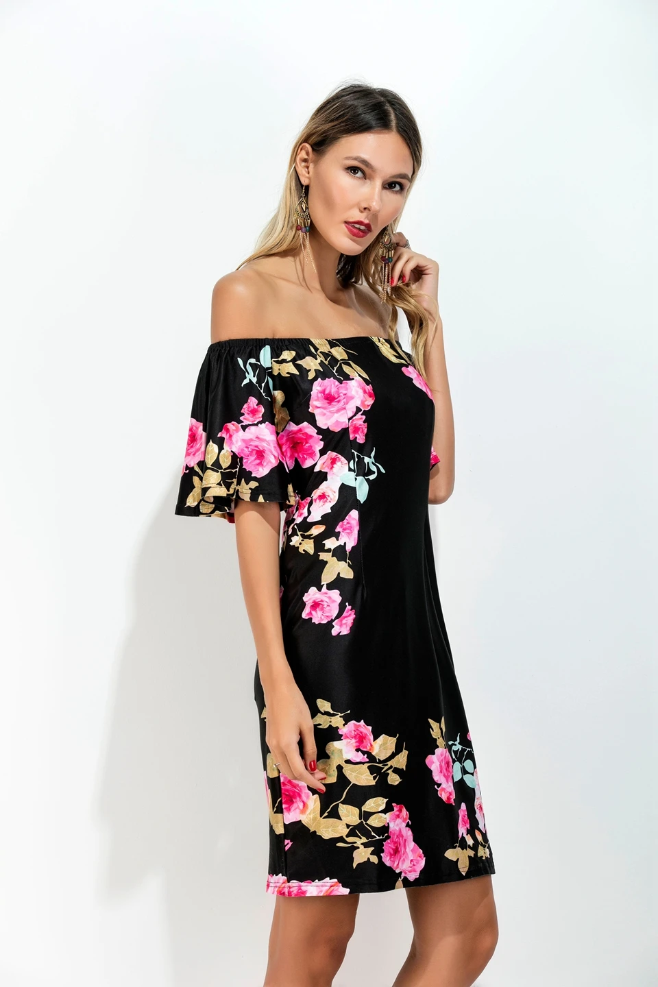 Женское платье Элегантный чешские Slash Средства ухода за кожей шеи с открытыми