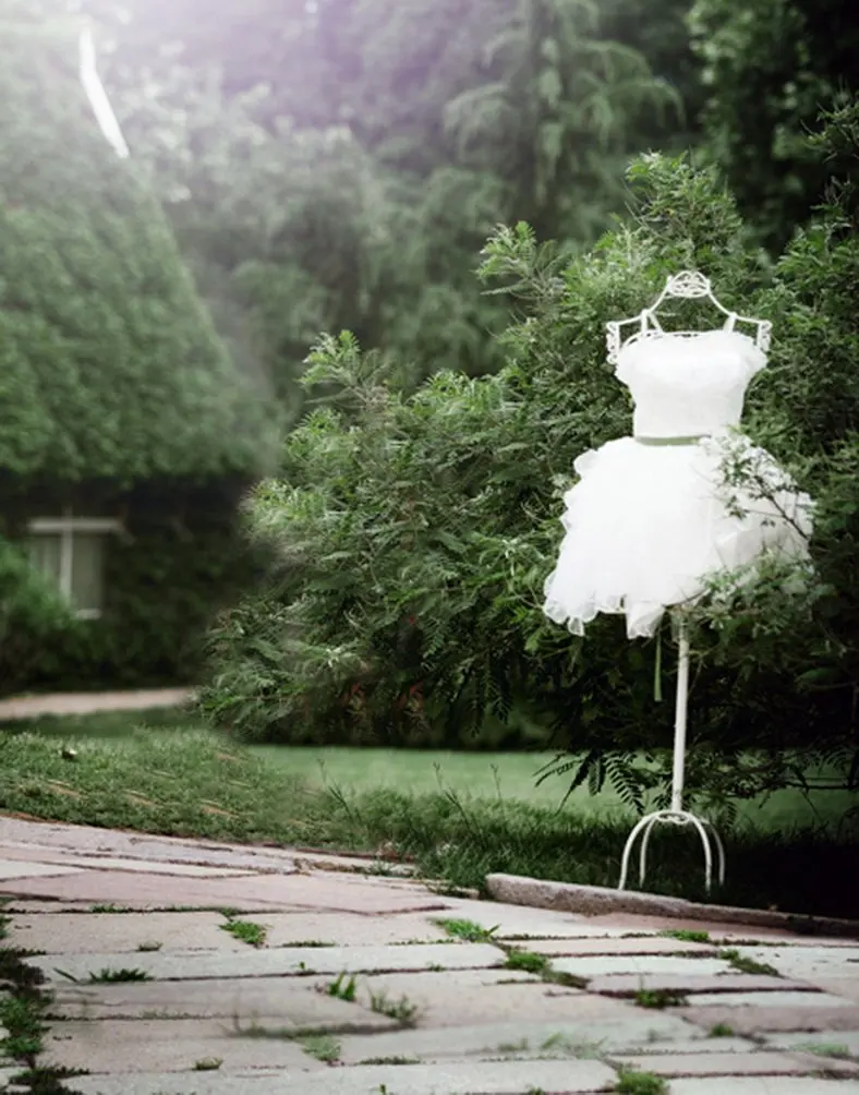 

Tree White Dress Photography Backdrops Photo Props Studio Background 5x7ft