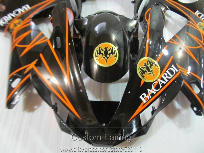Комплект пластиковых обтекателей для кузова Yamaha R1 00 01 комплект