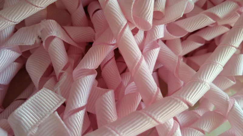 Корсажная лента в горошек 3/8 дюйма (9 мм)