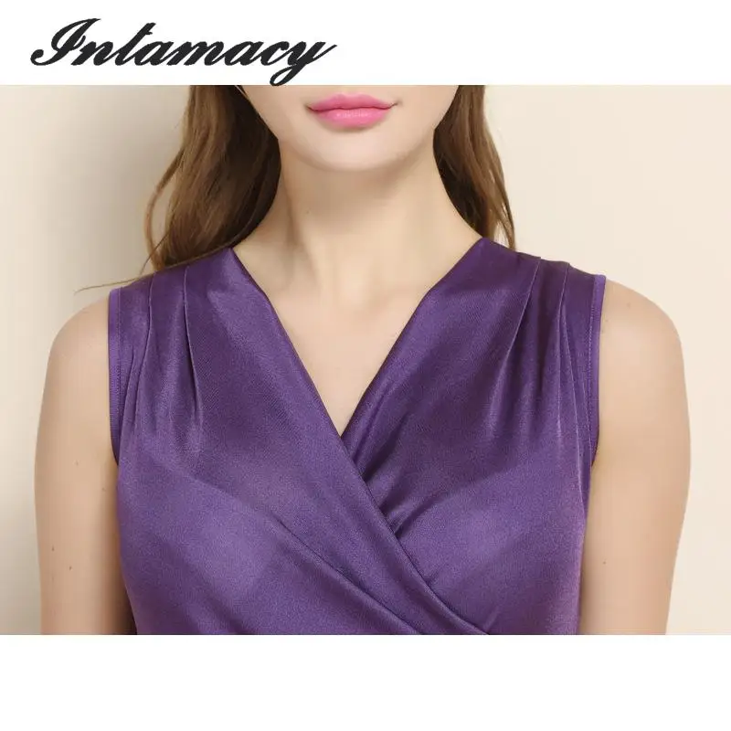 Шелковая трикотажная жилетка без рукавов с треугольным вырезом плиссированная