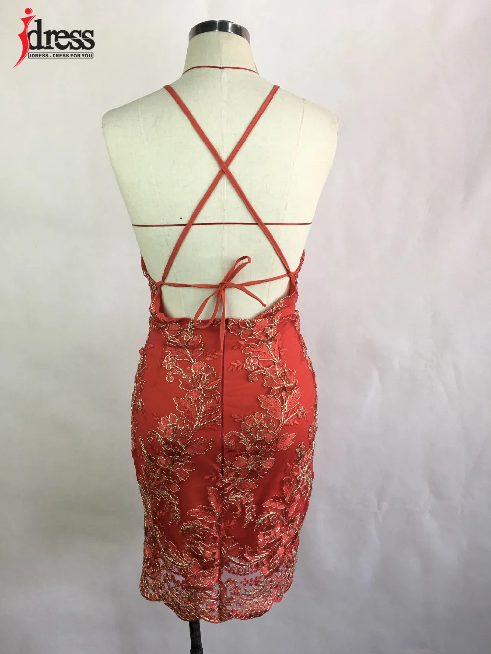 IDress Новое поступление шикарная вышивка знаменитостей Bodycon сарафан на ремне соблазнительный комбинезон на бретелях, без рукавов Полые Кружева клуб платье HL Вечерние