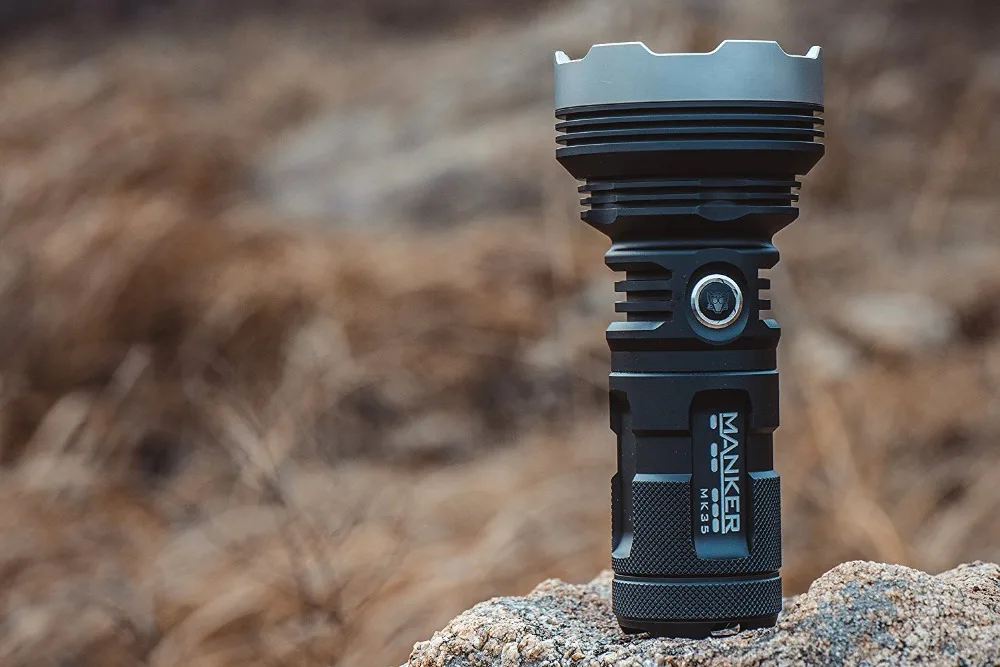 Manker MK35 мощный светодиодный фонарь 1420 м Метатель 2550 люменов Cree XHP35 HI Светодиодный прожектор с 4x18650 батареями