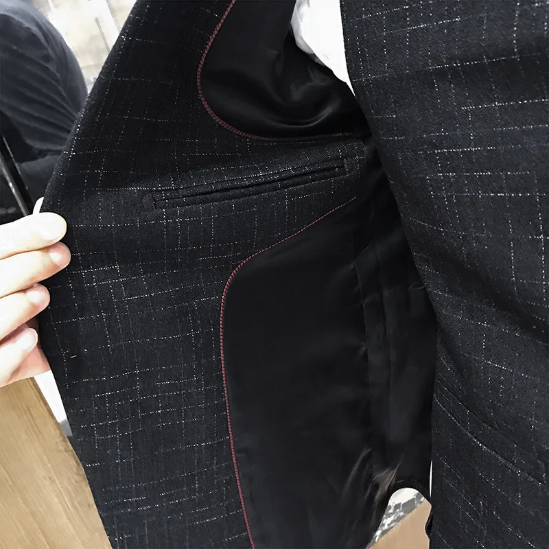 

Trajes De Hombre De Vestir Elegantes Male Plaid Jacket Pants Vest Men 3 Pieces Slim Fit Casual Suits Set