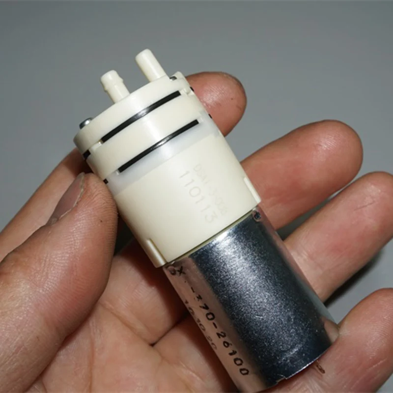 Маленький миниатюрный диафрагменный насос постоянного тока 3 в Nidec с двигателем