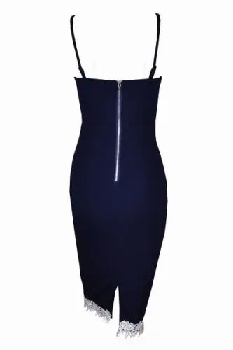 Женское облегающее платье на бретельках с V образным вырезом и открытыми плечами