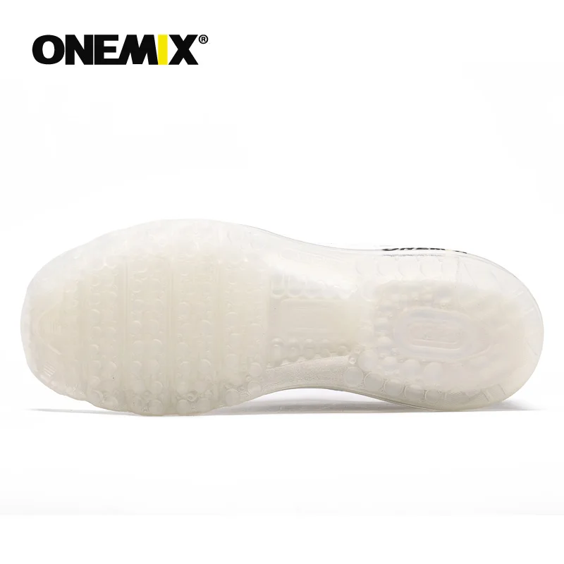 Женские кроссовки для бега ONEMIX черные спортивные с дышащей сеткой Прогулочные |