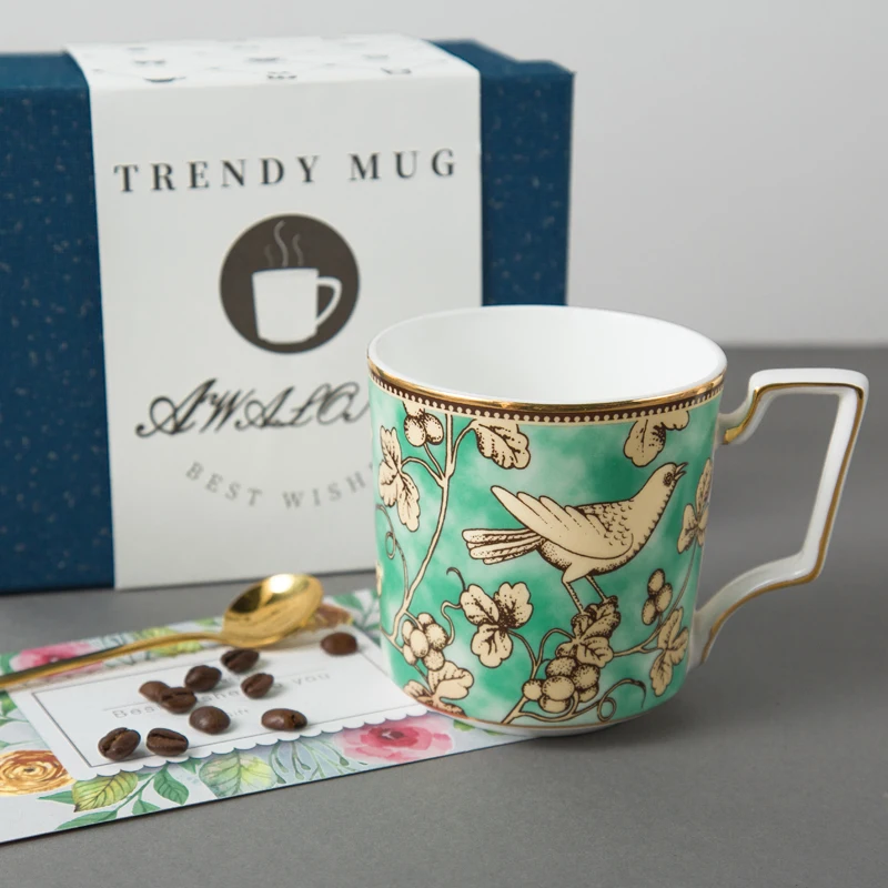 

Classic retro antiquity white Bone China mugs with handle creative ceramic coffee cup couple gift free shipping