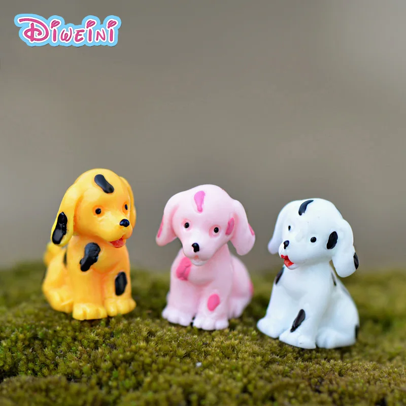 

3pcs Spotted dogs White Red Blue Miniature Cartoon Animal model Girl Boy toys Figurine baby home decoration PVC craft