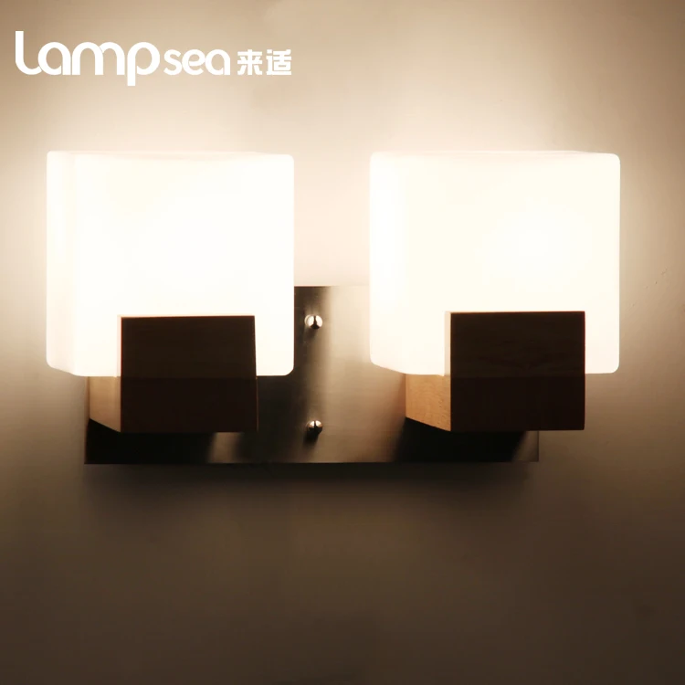 Lescol simple Japanese-style Korean staircase entrance hallway walls bedroom bedside lamp glass timber wood wall | Обустройство дома