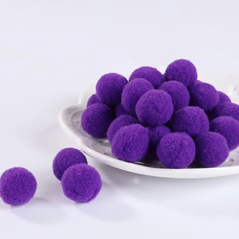 32 Dark Purple 100 шт помпоны 25 мм помпоны шарики для DIY вечерние украшения дома сада свадьбы швейная одежда детские игрушки аксессуары - Цвет: 32 Dark Purple
