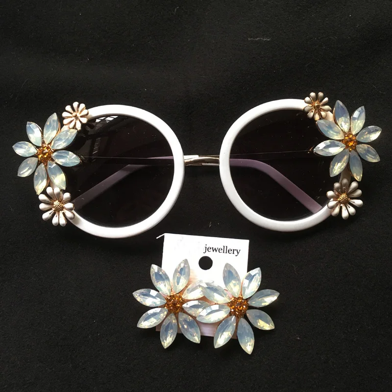 Новые модные дизайнерские роскошные солнцезащитные очки Стразы для женщин и