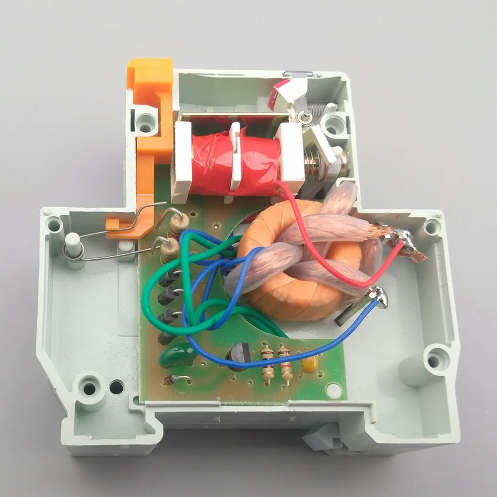 DPNL 1P+ N 32A 230V~ 50 HZ/60 HZ автоматический выключатель с защитой от перегрузки по току и утечки RCBO