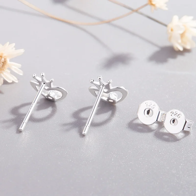 Серьги гвоздики женские из серебра 925 пробы с короной и