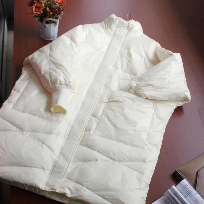 Beige Новая зимняя модная женская длинная куртка на утином пуху Женская Толстая теплая куртка на молнии с воротником-стойкой однотонная мягкая ветрозащитная верхняя одежда - Цвет: Beige