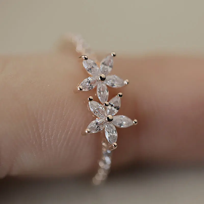 Tisonliz простые изящные кольца с двойным цветком для женщин, Свадебные обручальные кольца, элегантные циркониевые кольца, ювелирные изделия, Bague Femme