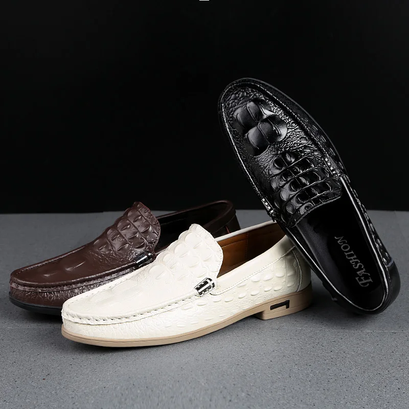 

Boat Shoes 2019 Hand Sewing Large Slip-On Mens Loafers Big Man Moccasins Business Men Casual Driving Shoes White Plus Size 38-46